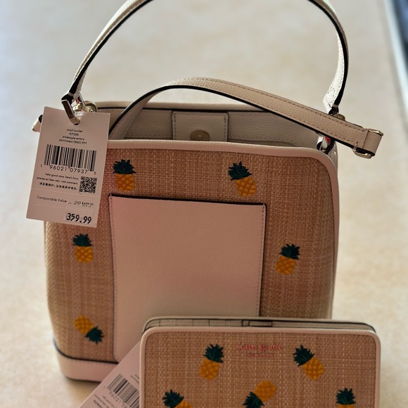 Kate Spade beautiful summer handbag/crossbody. With matching wallet. - Picture 7 of 7